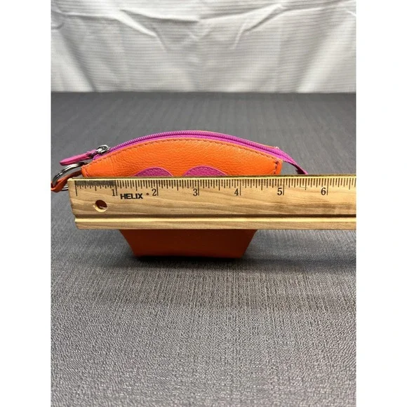 ILI New York Orange and Pink Lips Genuine Leather Cosmetic Coin Bag w/ Key Chain - Picture 11 of 12